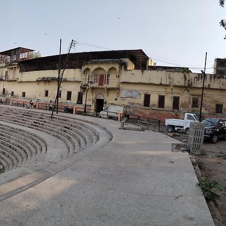ホテル Shri Swami Sheetal Das Akhada B1-88 Assi , Near Pushkar Talab,Varanasi, Ashram Dharmshala エクステリア 写真
