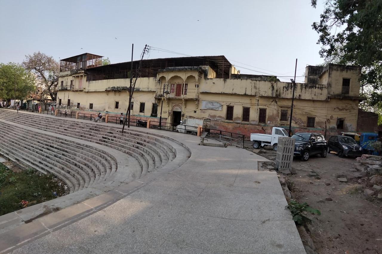 ホテル Shri Swami Sheetal Das Akhada B1-88 Assi , Near Pushkar Talab,Varanasi, Ashram Dharmshala エクステリア 写真